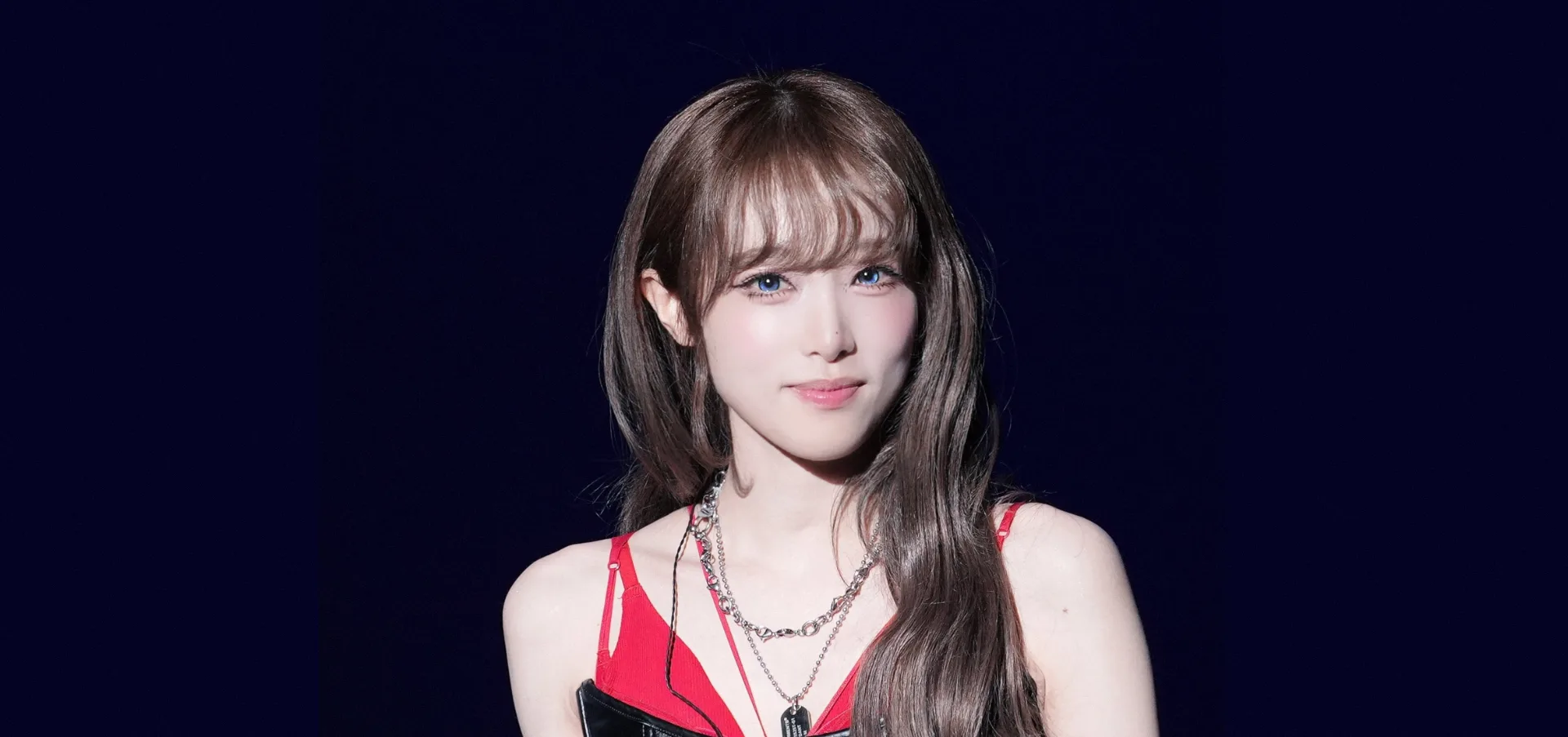 ¡Hitomi y Kwon Eunbi juntas para apoyar a Yena en su concierto!